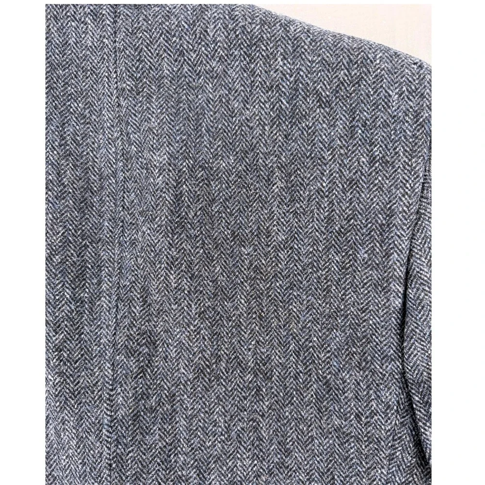 Jos A Bank Harris Tweed Grey Herringbone Wool Blazer Sport Coat 41L Mens Long
